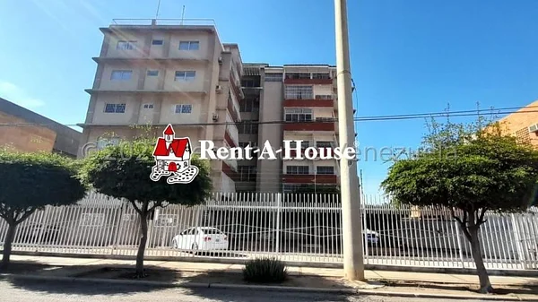 24-2985 For sale apartment in Res sudamérica.Karembernal