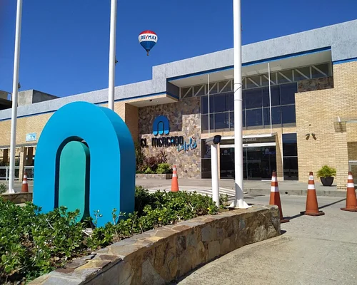 Store, for sale, In Mercado La Isla, Porlamar, Nueva Esparta, Isla de Margarita, 8 mt2, 1 bathroom and Electric Plant - Inmuebles Margarita - 2 MIL