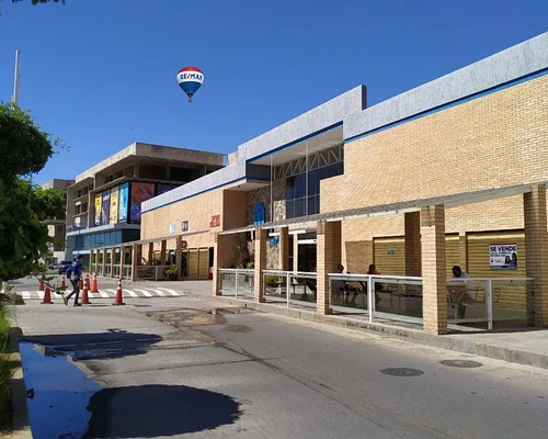 Store, for sale, In Mercado La Isla, Porlamar, Nueva Esparta, Isla de Margarita, 8 mt2, 1 bathroom and Electric Plant - Inmuebles Margarita - 2 MIL - Image 5