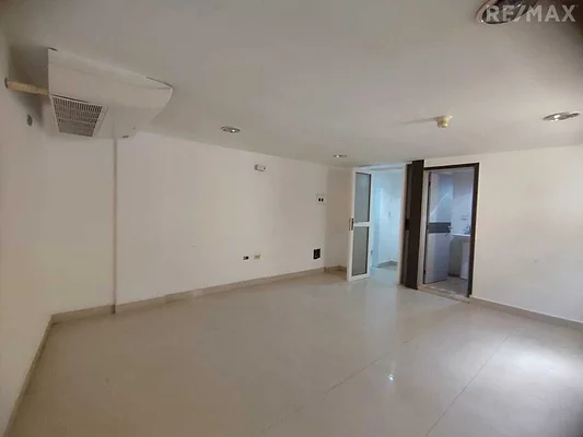 office, for sale, In Centro Empresarial Bolivar, Porlamar, Nueva Esparta, Isla de Margarita, 58.35 mt2 and 2 bathrooms - Inmuebles Margarita - 2 MIL - Image 8
