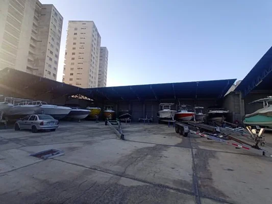 Building, for sale, La Marina, In Porlamar, Nueva Esparta, Isla de Margarita, 8.065 m² and 3 bathrooms - Inmuebles Margarita - 2 MIL - Image 6