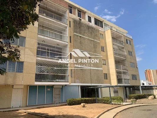 apartment FOR SALE AV CECILIO ACOSTA MARACAIBO VENEZUELA API 8438