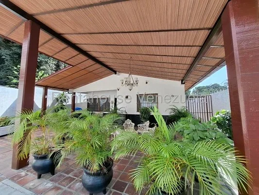 25-21347 GBF Sale of house 370mts2 in El Limón - Image 2
