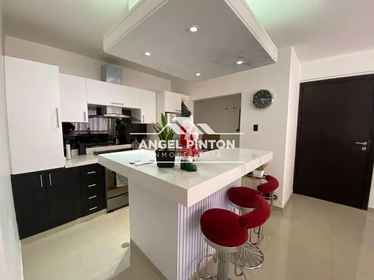 apartment for sale EDIFICIO ARAMARA MARACAIBO 8271 - Image 2