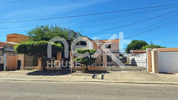 house COMMERCIAL WITH WAREHOUSE for sale LAS DELICIAS CABIMAS