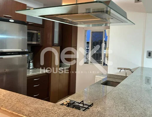FOR SALE BEAUTIFUL apartment REMODELED ON AV MILAGRO HIGH FLOOR MARACAIBO