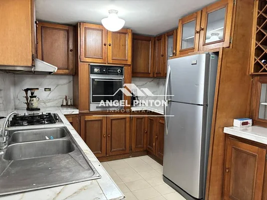 apartment TYPE townhouse FOR SALE CANAIMA MARACAIBO VENEZUELA API 010798