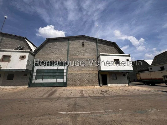 Commercial (Warehouse - Storage) for sale in Zona Industrial 2, Lara