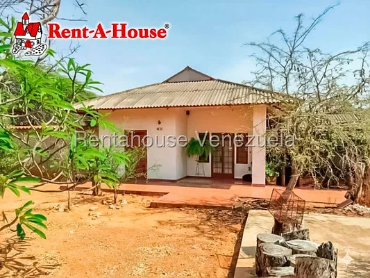 house for sale in Zarabon, Punto Fijo, Falcón COD: 26-11205 - CAV265420