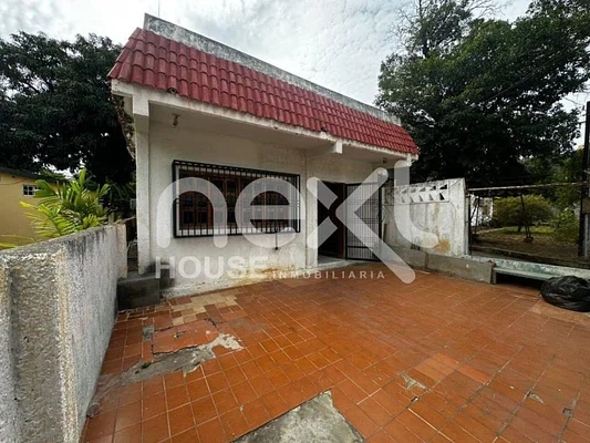house FOR SALE / RENT LA LAGO MARACAIBO