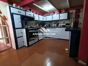 house FOR SALE SIERRA MAESTRA SAN FRANCISCO VENEZUELA API 8860 - Image 3