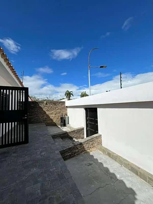 for sale house villa URB. TRIGAL CENTRO CALLE CERRADA