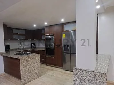 Gourmet kitchen with island