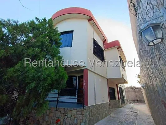 25-15125 GBF For sale house in Palo Negro 412mts2