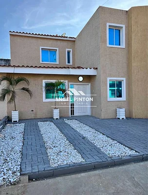 townhouse FOR SALE SOUTH PARK SAN FRANCISCO VENEZUELA API 20265