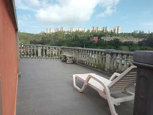 Wonderful house for sale residential development Rosaleda Norte, San Antonio de los Altos