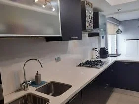 Clean contemporary bathroom
