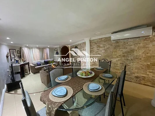 house FOR SALE FUNDACIÓN MENDOZA MARACAIBO VENEZUELA API9058