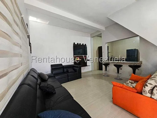 house for sale in Coro OP - Image 2