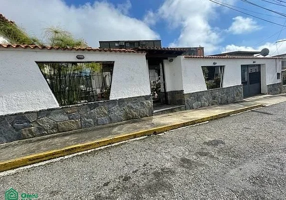 Sale HOUSE + ANNEX + PLOT. in San Antonio de los Altos - Calle Anunciación Urb. Pomarrosa, 1204 San Antonio de Los Altos - 7 beds house for sale