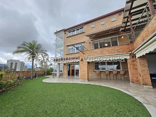 Spectacular house for rent Los Naranjos del Cafetal - CAA260134