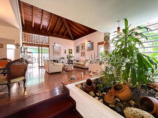 Spacious house for sale Prados del Este