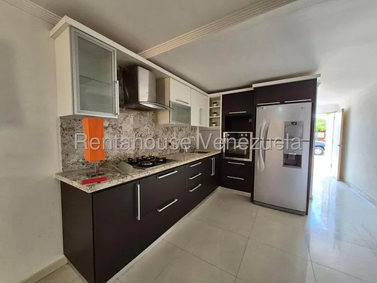 townhouse for sale on Camino de la Lagunita