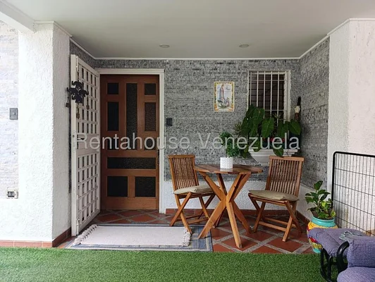 Fantastic house for sale Los Chorros. Dead-end street