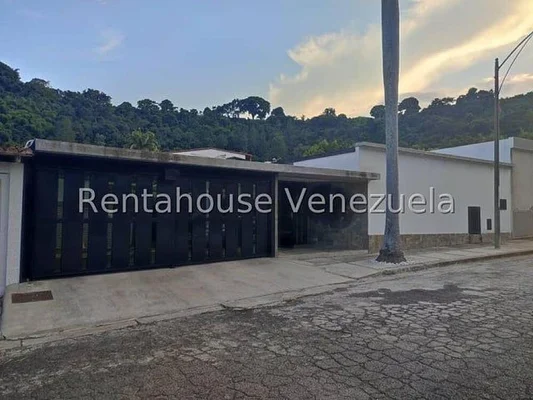 house for sale in Macaracuay tlf