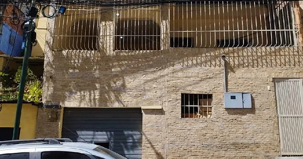 Opportunity house in La Urb. Jardines del Valle - 01 24, 1050 CCS - 4 beds house for sale