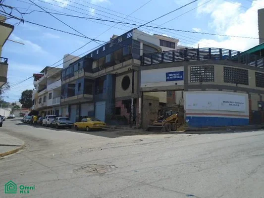Excellent Commercial and Office Building - TERESITA 9, 1165 La Guaira - 10 beds commercial premises for sale