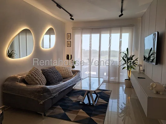 For sale Townhouse with dock in Pueblo Viejo, Lecheria - Complejo Turistico El Morro Conjunto Residencial Pueb, 6016 Lecheria - 2 beds apartment for sale