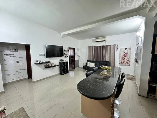 Commercial Premises With 2 Apartments and a house, for sale, On Main Avenue of Los Robles, Nueva Esparta, 500 mt2, 6 bedrooms and 5 bathrooms - Inmuebles Margarita - 2 MIL - Image 9