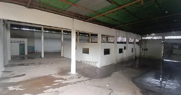 Boost your business in the most strategic location in Puerto La Cruz! - Pozuelo En venta Galpon av interc, 6023 Puerto La Cruz - Commercial premises for sale
