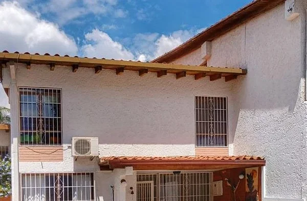 For sale Town House, La Macarena Sur, Los Teques Edo. Miranda - Macarena Sur Conjunto Residencial Don, 1201 Los Teques - 5 beds apartment for sale
