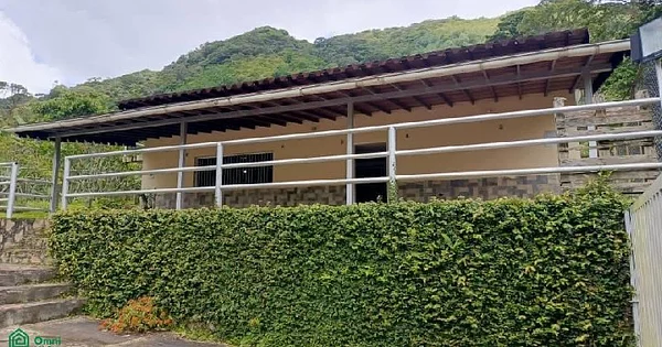 Beautiful Vacation Home for Sale in Tourist Area of Monagas State Venezuela - Carretera Nacional Via San Agustín Sector L, 6210 Capital Caripe - 3 beds commercial premises for sale