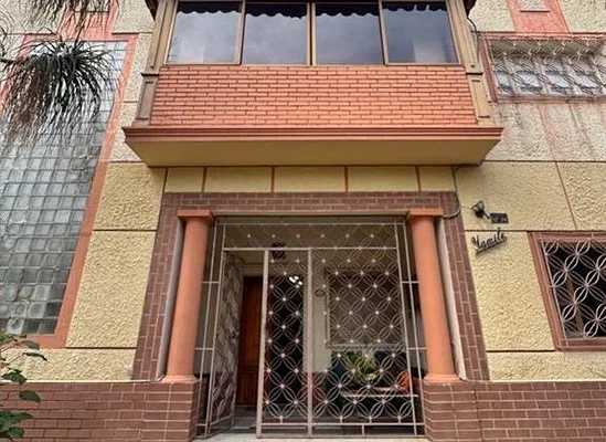 INVESTMENT OPPORTUNITY: COMMERCIAL/RESIDENTIAL VILLA IN SANTA MONICA - Santa Monica Santa Monica, 1040 CCS - 10 beds house for sale