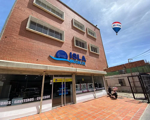 office De Lujo De 411 M², for rent, Primera Planta Operativa Con Oficinas Privadas Y living room De Juntas + Nivel Sup, En Calle Marcano, Porlamar, Nueva Esparta, Isla de Margarita, 823 MT2, 5 Oficinas y 4 bathrooms - Inmuebles Margarita - 2 MIL