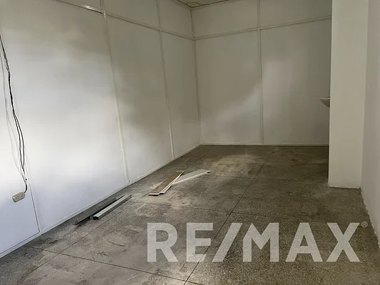 Third bedroom office space