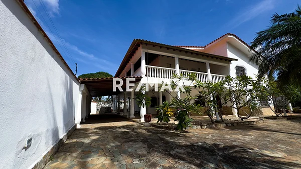 house, for sale, El Salado, Nueva Esparta, Isla de Margarita, 2000 mt2, 6 bedrooms and 8 1/2 bathrooms - Inmuebles Margarita - 2 MIL