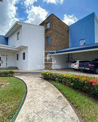 For Sale: Beautiful and Luxurious house with 4 Levels, Urbanizacion Arivana, Puerto Ordaz, Ciudad Guayana