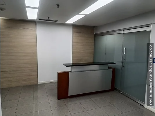 For Rent. office. Torre Lamaletto. El Rosal. Caracas. JS