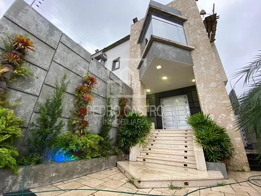 For Sale Beautiful house-villa in Alta Vista residential development Los Saltos, Puerto Ordaz, Guayana