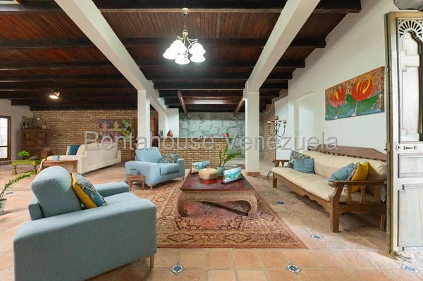 Beautiful house for sale Prados del Este Caracas