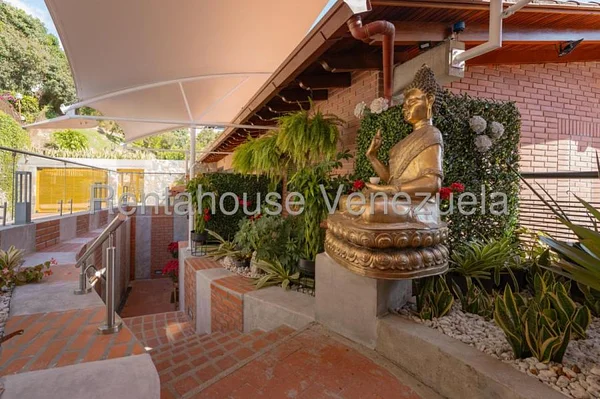 Modern and Comfortable house for sale La Tahona