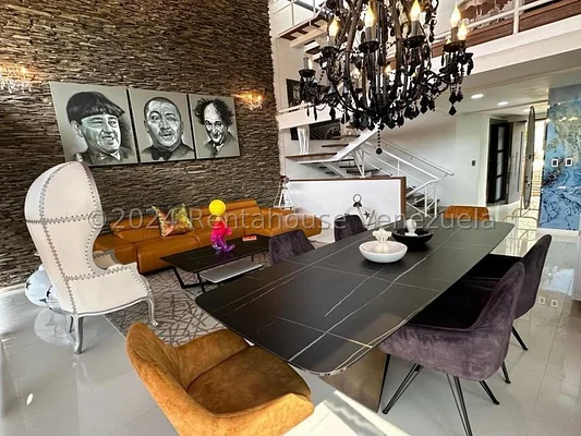 for sale Fabulous house In residential development La Escondida, Across from Colinas De La Tahona