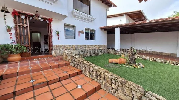 Beautiful house colonial for sale in Lomas de la Lagunita