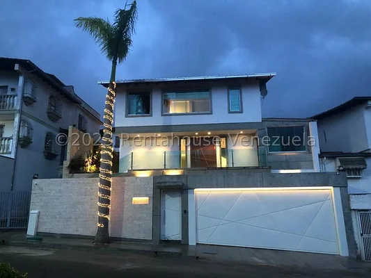 Spectacular house for sale Los Naranjos del Cafetal 24-17277