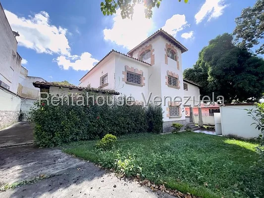 Elegant house for rent Altamira - CAA255764