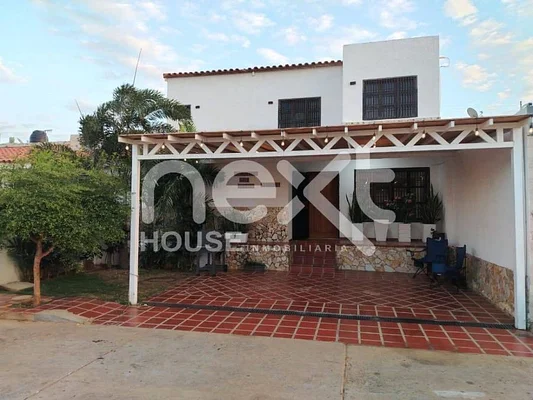 house FOR SALE LA PICOLA MARACAIBO